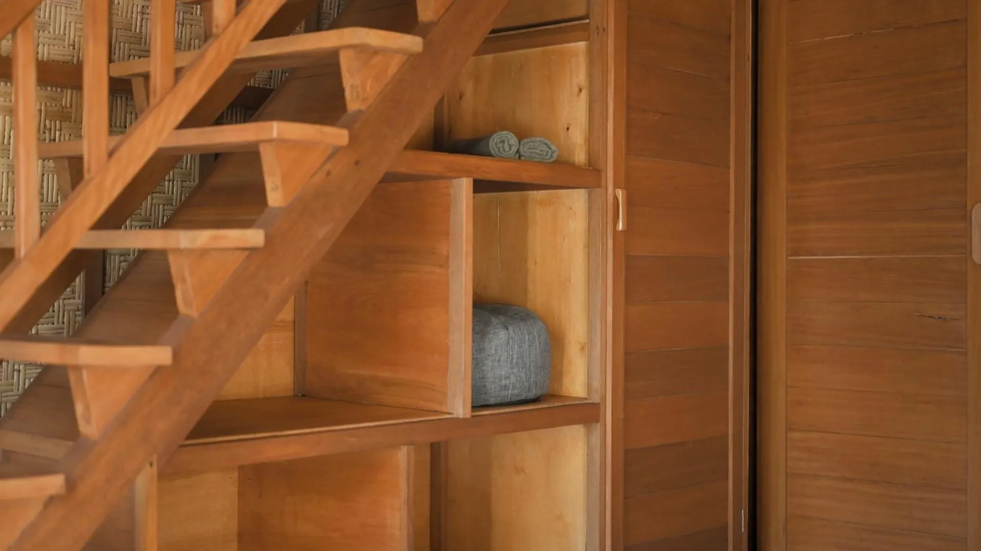 Murna Villa 1, A Modern Balinese Wooden House With 360 Gwk View Uluwatu